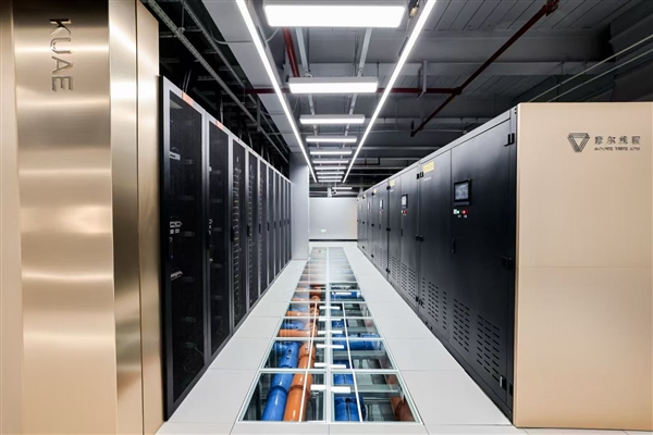 国产GPU龙头摩尔线程营收暴涨243%创新高 完成五年五代架构五颗芯片技术迭代